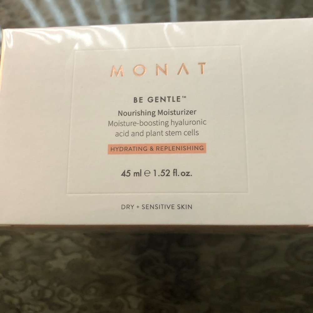 Monat Be Gentle Moisturizer